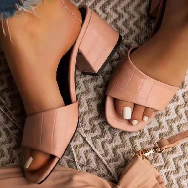 square head thick heel sandals